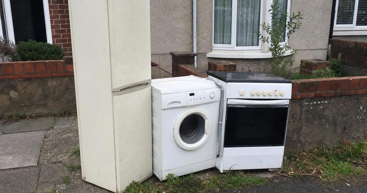 How to dispose of white goods in Gosport: recycling, selling and collection